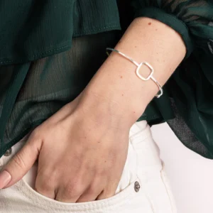 Bracelete Quadrado Brancas