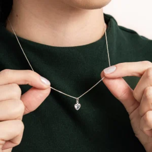 Colar Ponto de Luz Coração