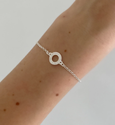Pulseira de Prata 925 Circulo Central com Zircônias Brancas