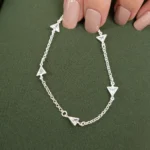 Pulseira de Prata 925 Triângulos com Zircônias Brancas