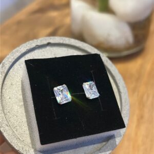 Brinco de Prata 925 Ponto de Luz Retangular