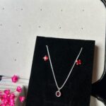Conjunto de Prata 925 Redondo com Zircônia Vermelha